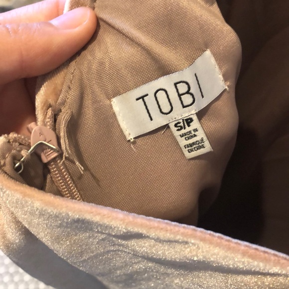 Tobi Terrell Velvet Shift Dress - Picture 5 of 6